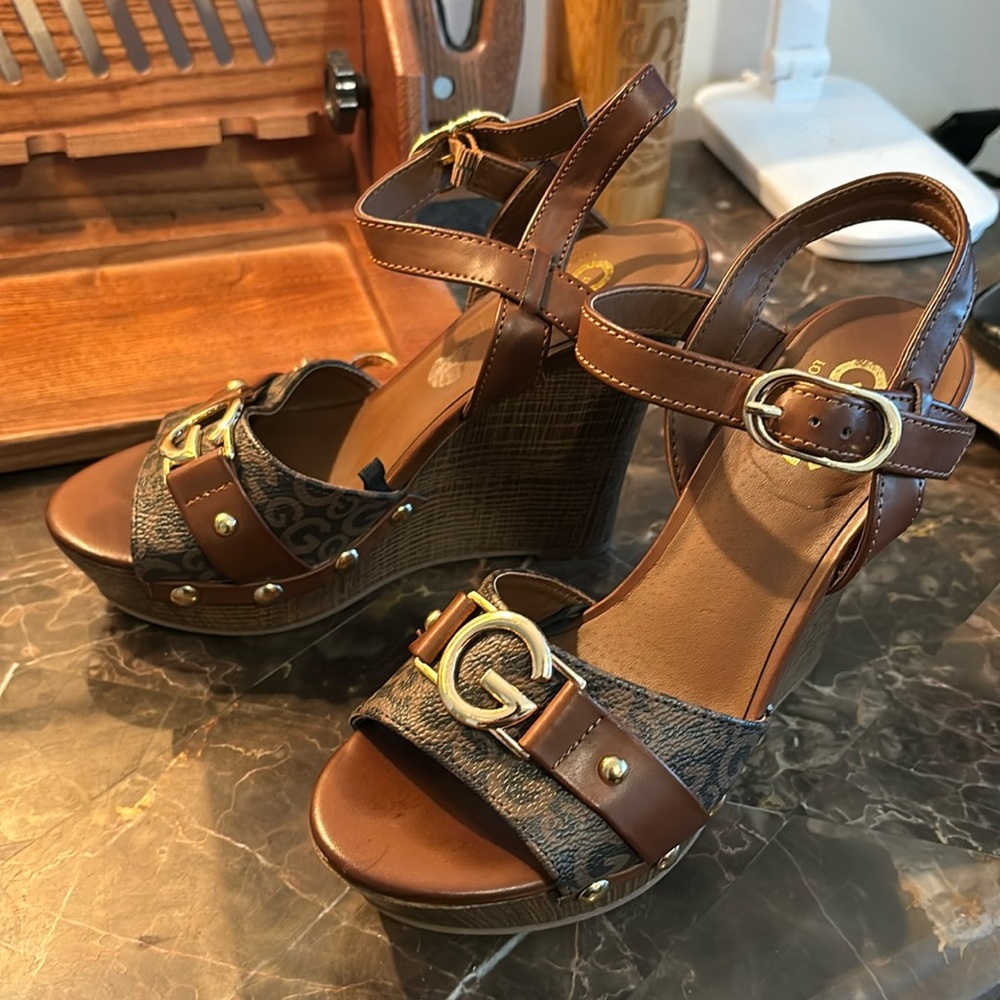 Guess Wedges Women’s 5 1/2